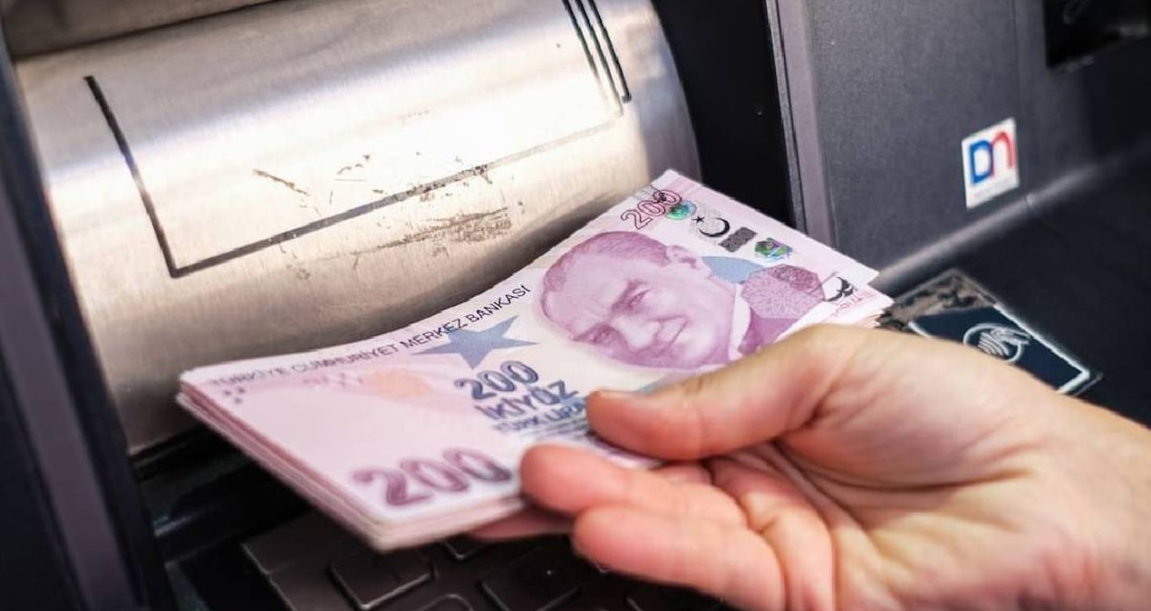 Emeklilerin hesabina 3 ayri odeme yapilacak Schmp6bM