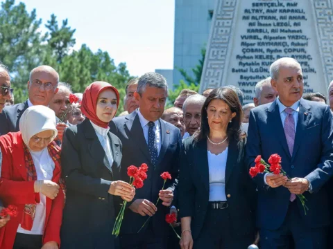 Mecliste 15 temmuz anma programi duzenlendi d1IHDPMq